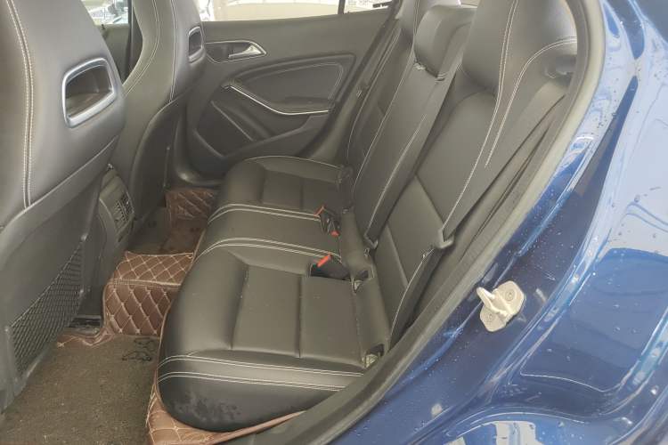 Used Mercedes-Benz GLA 2017 GLA 200 Sport Edition Left Rear Seat