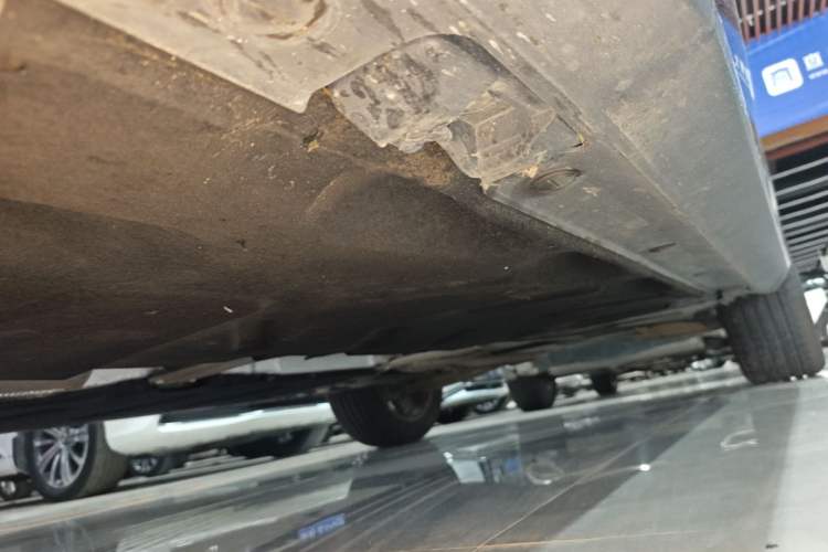 Used Mercedes-Benz GLA 2017 GLA 200 Sport Edition Left Side Sill
