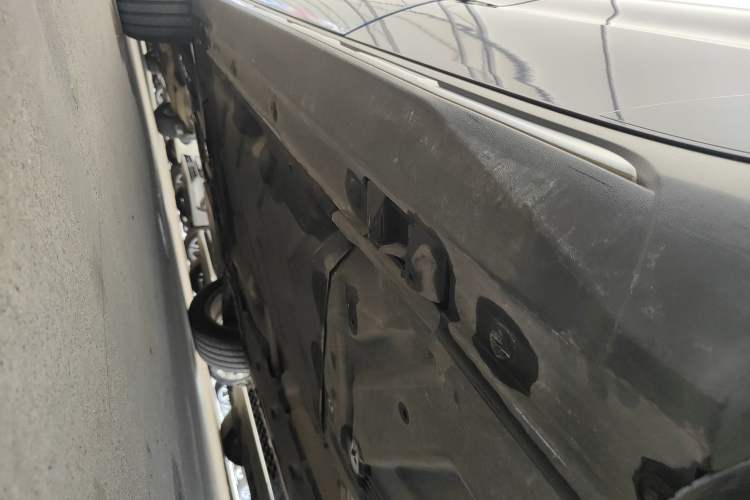 Used Mercedes-Benz GLA 2017 GLA 200 Sport Edition Left Side Sill