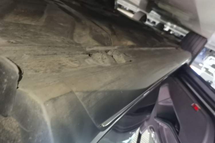 Used Mercedes-Benz GLA 2017 GLA 200 Sport Edition Left Side Sill