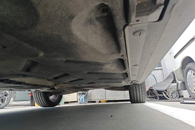 Used Mercedes-Benz GLA 2017 GLA 200 Fashion Model Left Side Sill