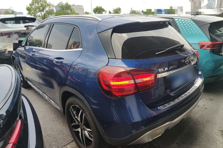 Used Mercedes-Benz GLA 2017 GLA 200 Fashion Model Rear Left 45 Deg