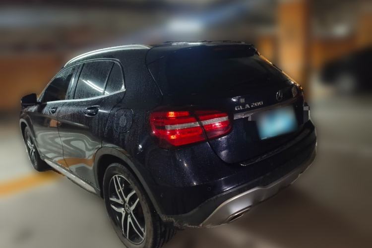Used Mercedes-Benz GLA 2017 GLA 200 Fashion Model Rear Left 45 Deg