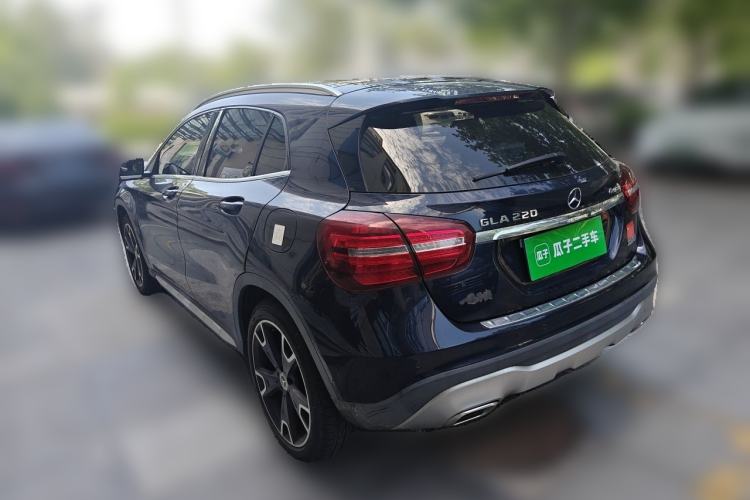 Used Mercedes-Benz GLA 2017 GLA 220 4MATIC Fashion Model Rear Left 45 Deg
