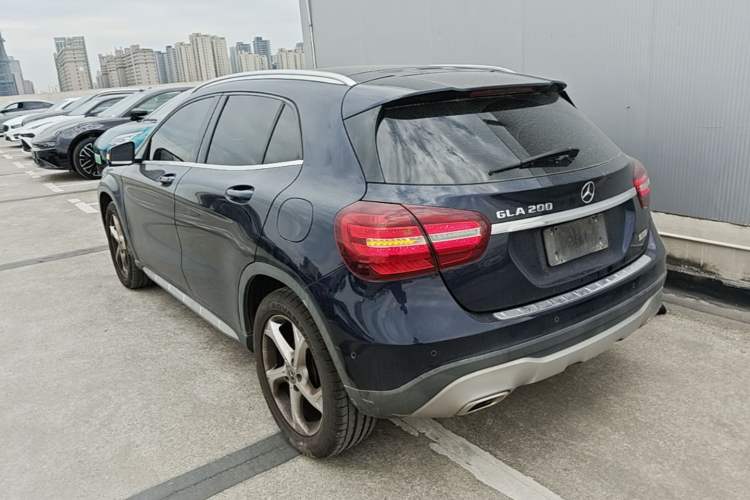 Used Mercedes-Benz GLA 2017 GLA 200 Sport Edition Rear Left 45 Deg