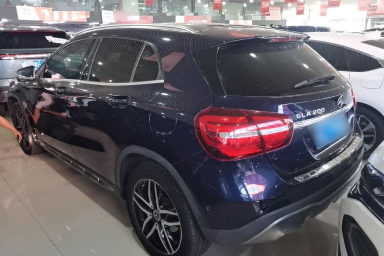 Used Mercedes-Benz GLA 2017 GLA 200 Sport Edition Rear Left 45 Deg