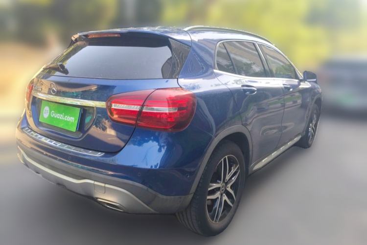 Used Mercedes-Benz GLA 2017 GLA 200 Fashion Model Rear Right 45 Deg