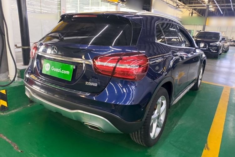 Used Mercedes-Benz GLA 2017 GLA 200 Sport Edition Rear Right 45 Deg