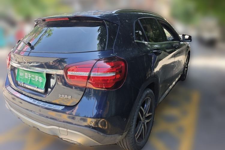 Used Mercedes-Benz GLA 2017 GLA 200 Fashion Model Rear Right 45 Deg