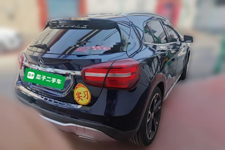Used Mercedes-Benz GLA 2017 GLA 220 4MATIC Fashion Model Rear Right 45 Deg