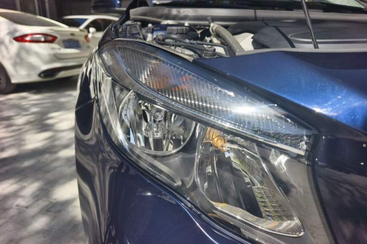 Used Mercedes-Benz GLA 2017 GLA 200 Sport Edition Right Front Headlight
