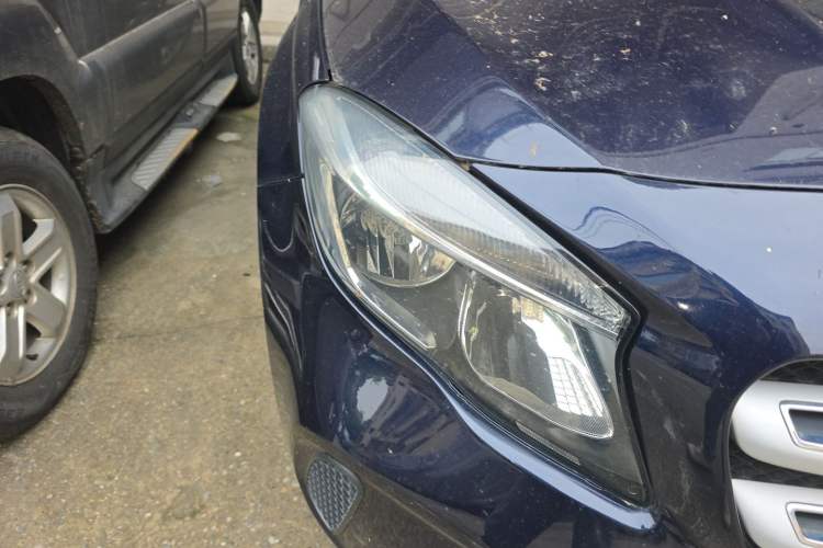 Used Mercedes-Benz GLA 2017 GLA 200 Sport Edition Right Front Headlight