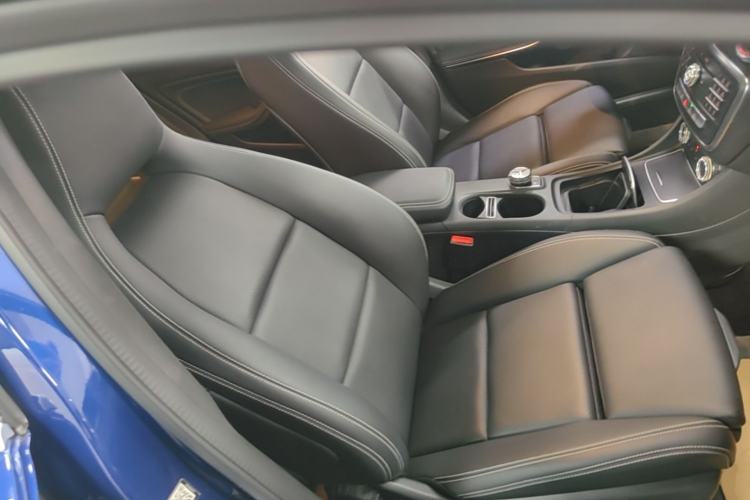 Used Mercedes-Benz GLA 2017 GLA 200 Fashion Model Right Front Seat
