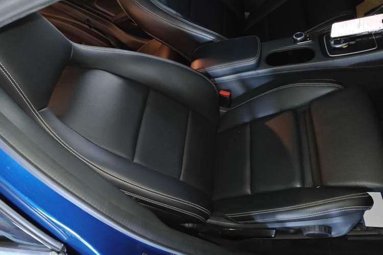 Used Mercedes-Benz GLA 2017 GLA 200 Fashion Model Right Front Seat