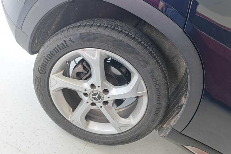 Used Mercedes-Benz GLA 2017 GLA 200 Sport Edition Right Rear Wheel Hub