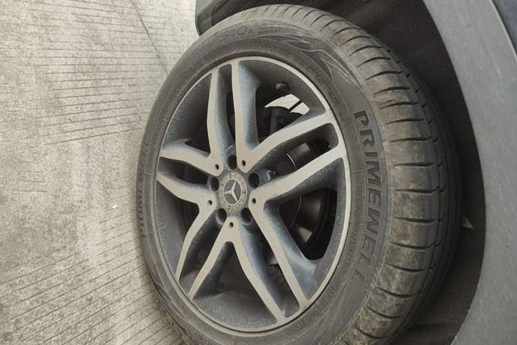 Used Mercedes-Benz GLA 2017 GLA 200 Fashion Model Right Rear Wheel Hub