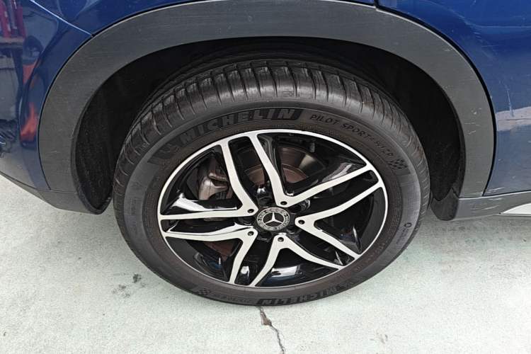 Used Mercedes-Benz GLA 2017 GLA 200 Fashion Model Right Rear Wheel Hub
