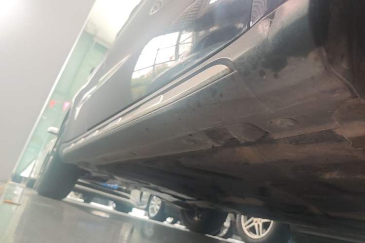 Used Mercedes-Benz GLA 2017 GLA 200 Fashion Model Right Side Sill