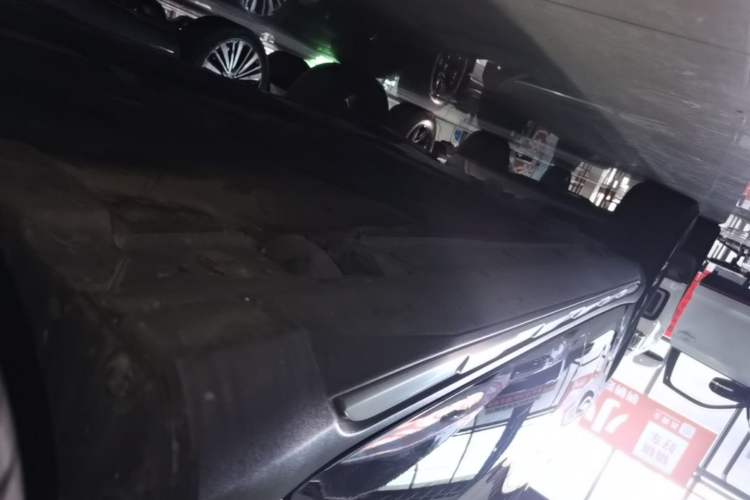 Used Mercedes-Benz GLA 2017 GLA 200 Sport Edition Right Side Sill
