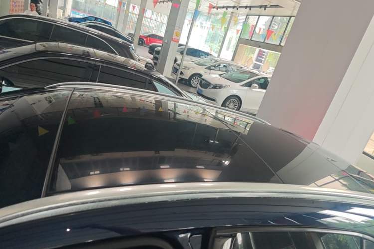 Used Mercedes-Benz GLA 2017 GLA 200 Fashion Model Roof