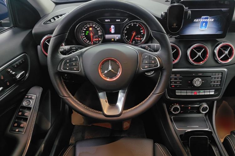 Used Mercedes-Benz GLA 2017 GLA 200 Fashion Model Steering Wheel