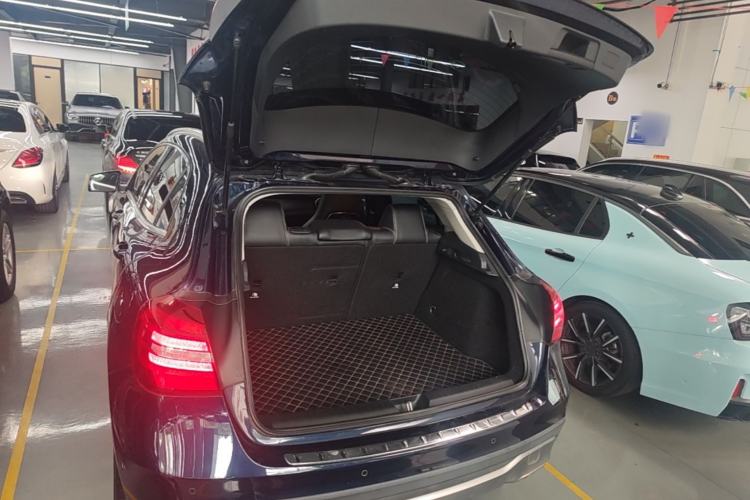 Used Mercedes-Benz GLA 2017 GLA 200 Fashion Model Trunk