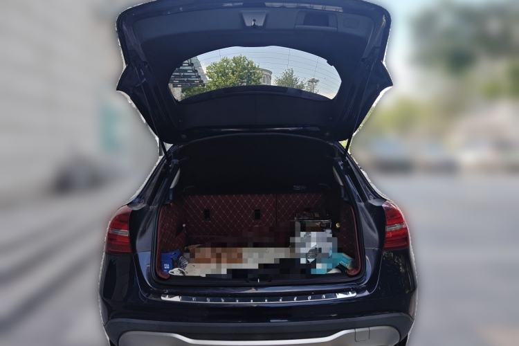 Used Mercedes-Benz GLA 2017 GLA 220 4MATIC Fashion Model Trunk