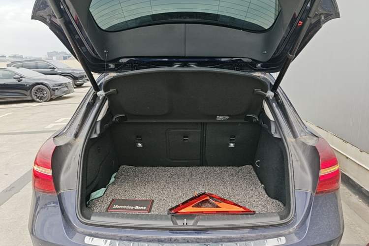 Used Mercedes-Benz GLA 2017 GLA 200 Sport Edition Trunk