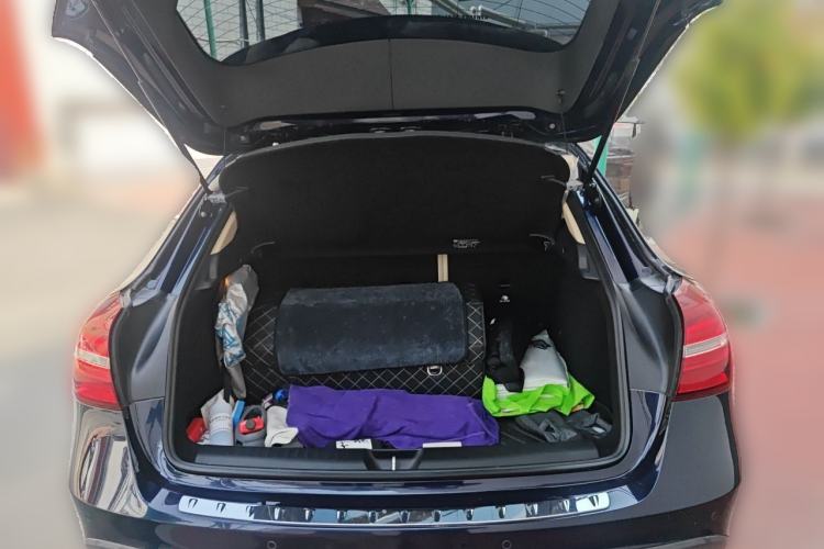 Used Mercedes-Benz GLA 2017 GLA 220 4MATIC Fashion Model Trunk