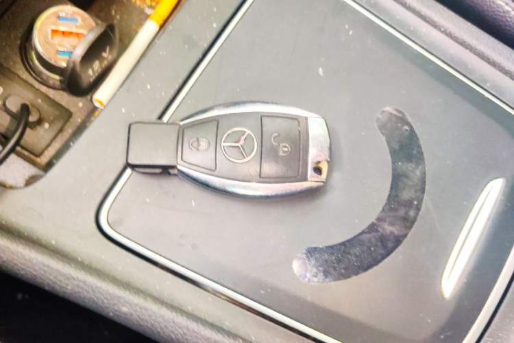 Used Mercedes-Benz GLA 2017 GLA 200 Fashion Model Vehicle Key