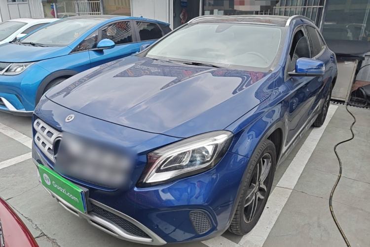 Used Mercedes-Benz GLA 2017 GLA 200 Fashion Model Guazi used car, China used car export, Used car for sale, Used cars, Cheapest cars for sale