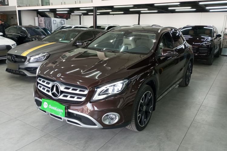 Used Mercedes-Benz GLA 2017 GLA 220 4MATIC Fashion Model Guazi used car, China used car export, Used car for sale, Used cars, Cheapest cars for sale
