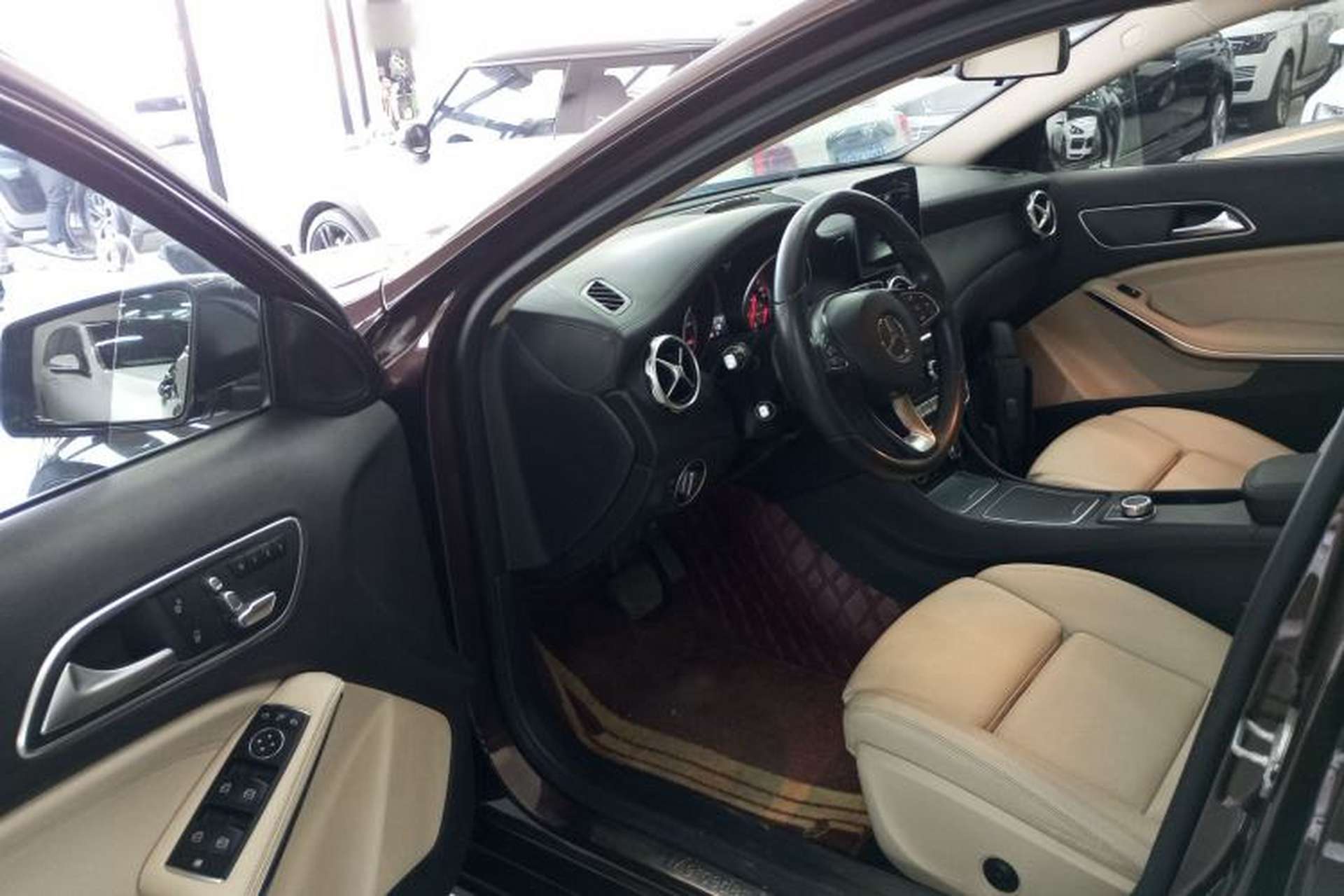 Used Mercedes-Benz GLA 2017 GLA 220 4MATIC Fashion Model Driver Seat