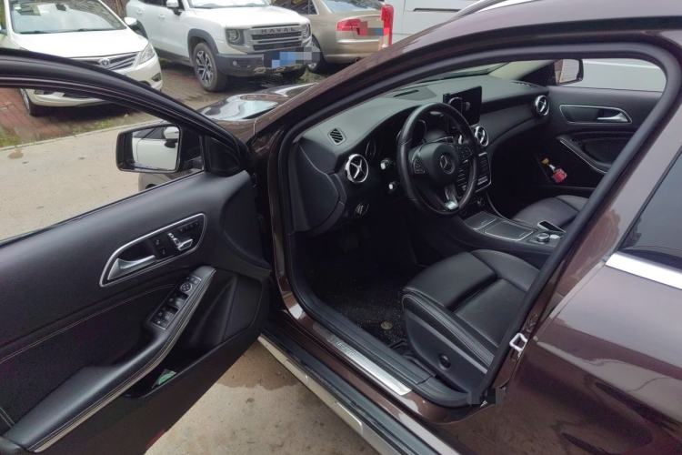 Used Mercedes-Benz GLA 2017 GLA 200 Fashion Model Driver Seat