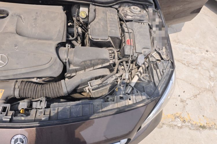 Used Mercedes-Benz GLA 2017 GLA 200 Sport Edition Engine Bay Left