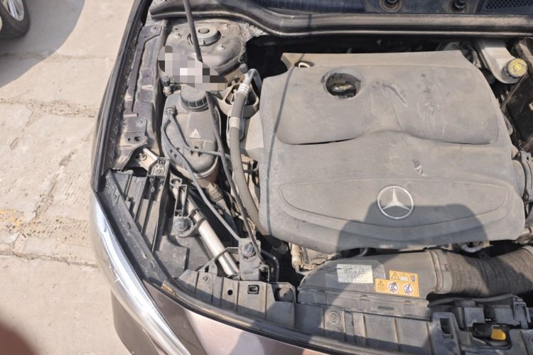 Used Mercedes-Benz GLA 2017 GLA 200 Sport Edition Engine Bay Right