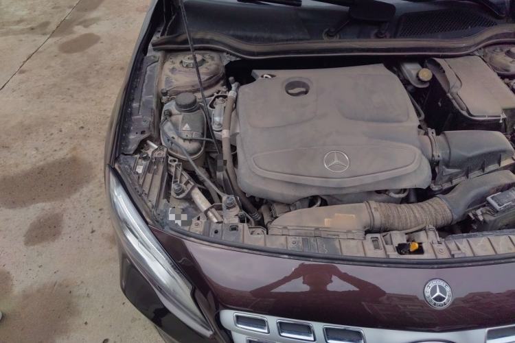 Used Mercedes-Benz GLA 2017 GLA 200 Fashion Model Engine Bay Right