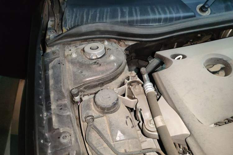 Used Mercedes-Benz GLA 2017 GLA 200 Fashion Model Engine Bay Right