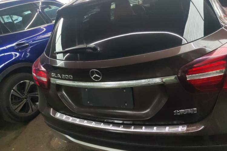Used Mercedes-Benz GLA 2017 GLA 200 Fashion Model Exterior 4