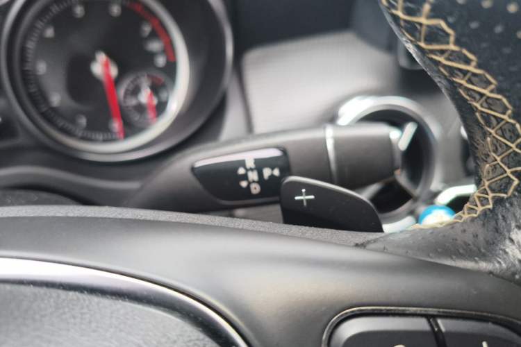 Used Mercedes-Benz GLA 2017 GLA 200 Sport Edition Gear Lever