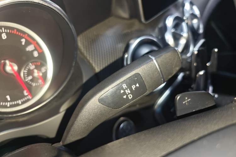 Used Mercedes-Benz GLA 2017 GLA 200 Sport Edition Gear Lever
