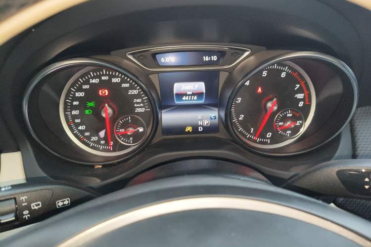 Used Mercedes-Benz GLA 2017 GLA 200 Sport Edition Instrument Cluster