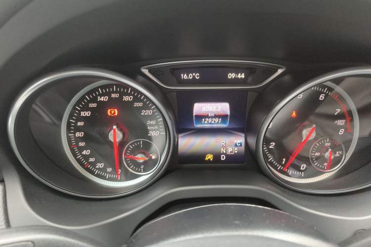 Used Mercedes-Benz GLA 2017 GLA 200 Fashion Model Instrument Cluster