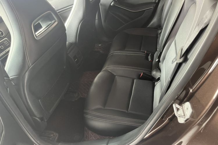 Used Mercedes-Benz GLA 2017 GLA 200 Fashion Model Interior 3