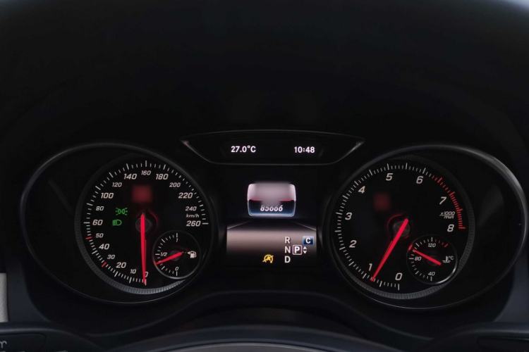 Used Mercedes-Benz GLA 2017 GLA 200 Sport Edition Interior 8