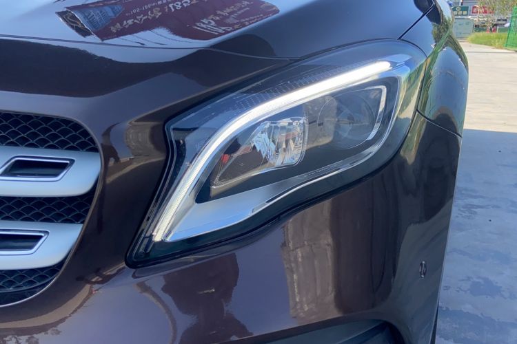 Used Mercedes-Benz GLA 2017 GLA 220 4MATIC Fashion Model Left Front Headlight
