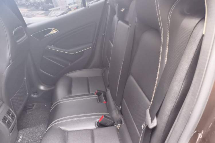 Used Mercedes-Benz GLA 2017 GLA 200 Sport Edition Left Rear Seat