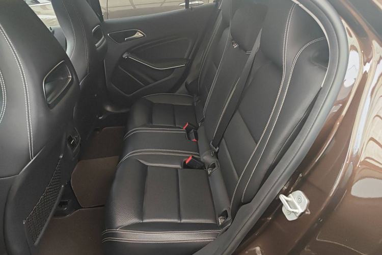 Used Mercedes-Benz GLA 2017 GLA 200 Sport Edition Left Rear Seat