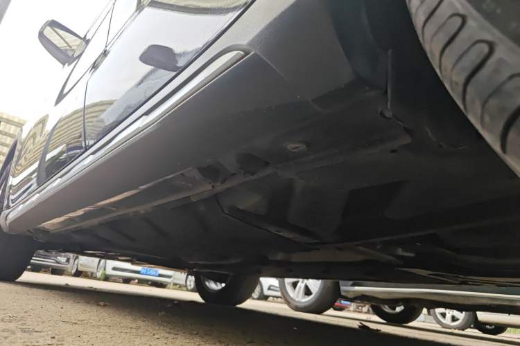 Used Mercedes-Benz GLA 2017 GLA 200 Sport Edition Left Side Sill