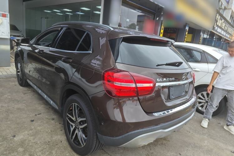 Used Mercedes-Benz GLA 2017 GLA 200 Fashion Model Rear Left 45 Deg